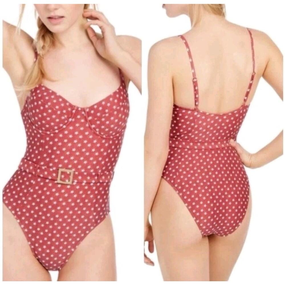 WeWoreWhat Danielle One Piece Belted Star Molded Underwire Cup Swimsuit XL NWOT